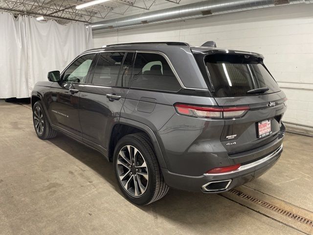 2022 Jeep Grand Cherokee Overland