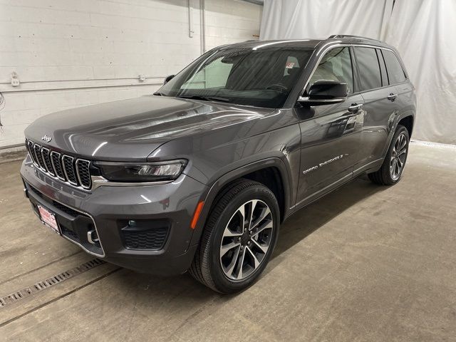 2022 Jeep Grand Cherokee Overland