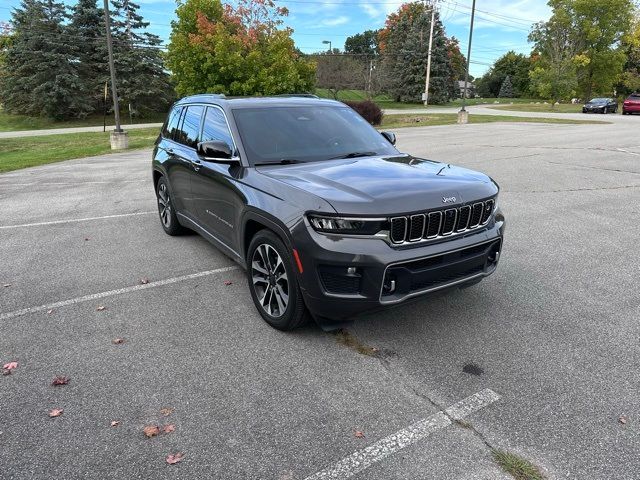 2022 Jeep Grand Cherokee Overland