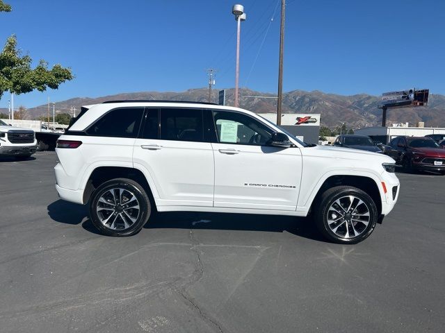 2022 Jeep Grand Cherokee Overland