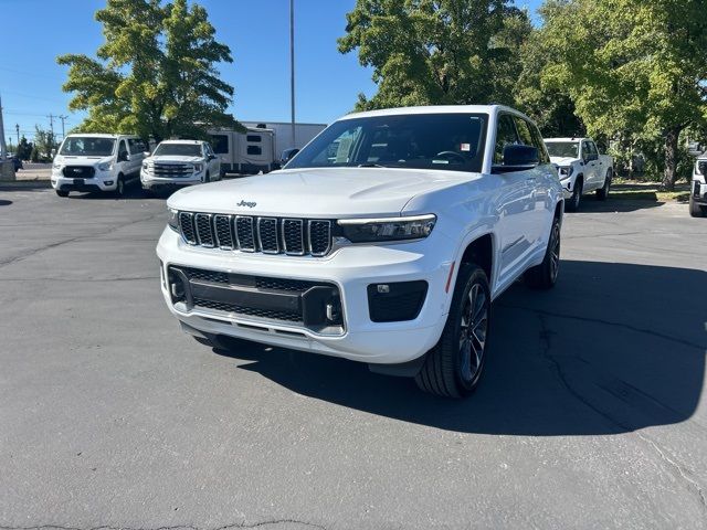 2022 Jeep Grand Cherokee Overland