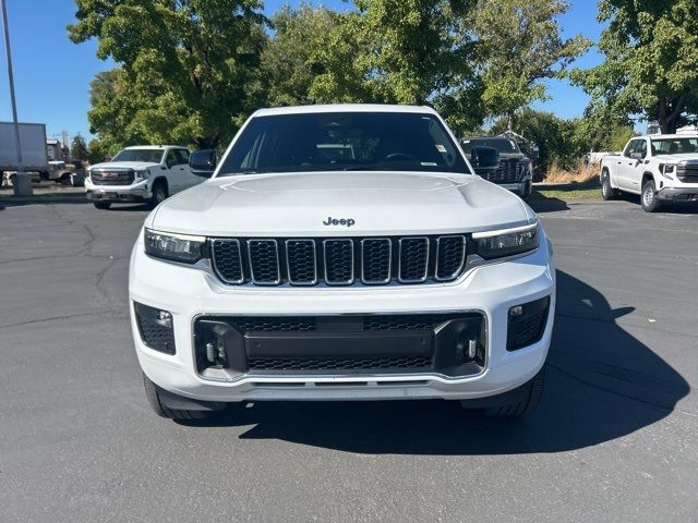 2022 Jeep Grand Cherokee Overland