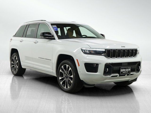 2022 Jeep Grand Cherokee Overland