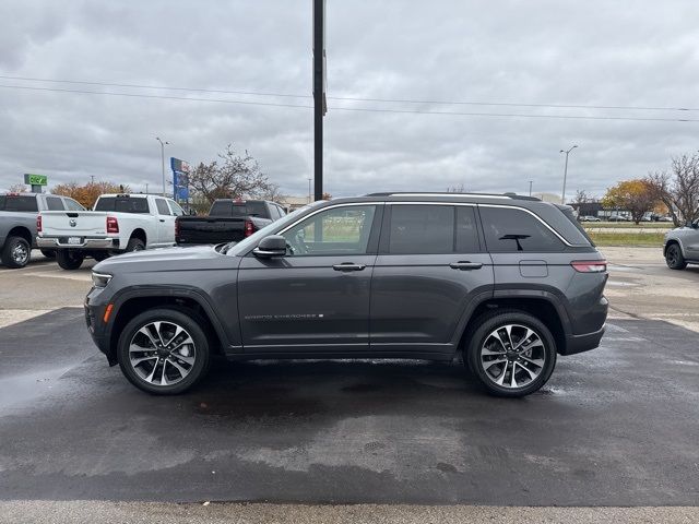 2022 Jeep Grand Cherokee Overland