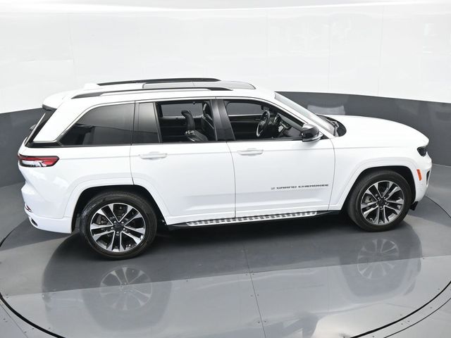 2022 Jeep Grand Cherokee Overland