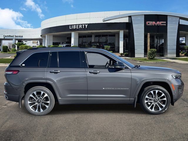 2022 Jeep Grand Cherokee Overland