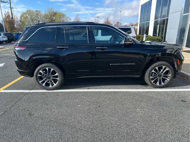 2022 Jeep Grand Cherokee Overland