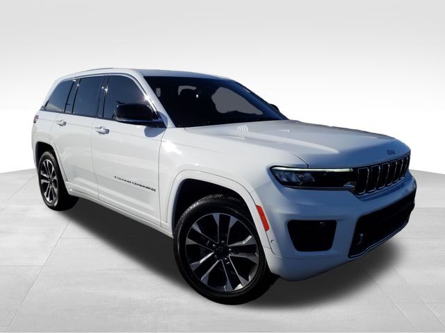 2022 Jeep Grand Cherokee Overland