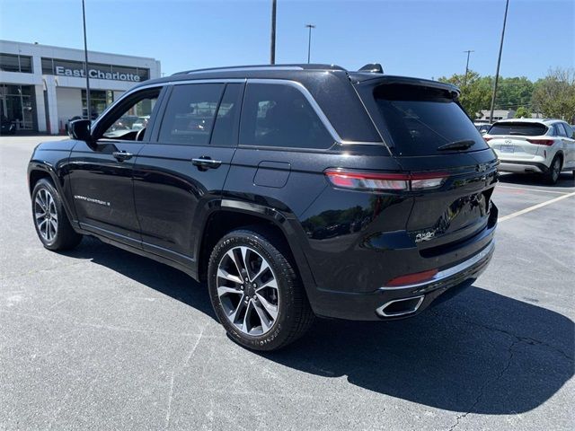 2022 Jeep Grand Cherokee Overland