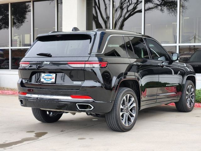 2022 Jeep Grand Cherokee Overland