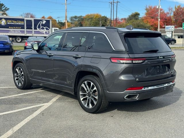 2022 Jeep Grand Cherokee Overland