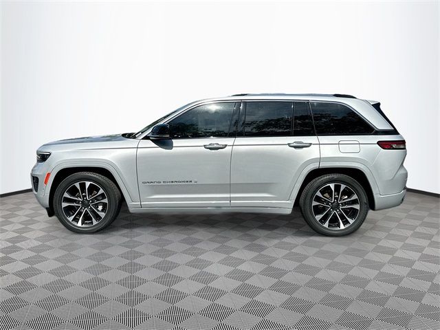 2022 Jeep Grand Cherokee Overland