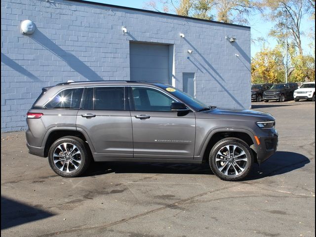 2022 Jeep Grand Cherokee Overland