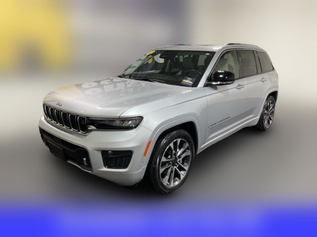 2022 Jeep Grand Cherokee Overland