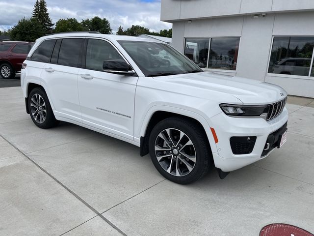 2022 Jeep Grand Cherokee Overland