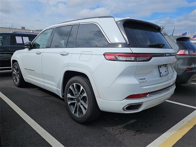 2022 Jeep Grand Cherokee Overland