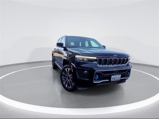 2022 Jeep Grand Cherokee 4xe Overland