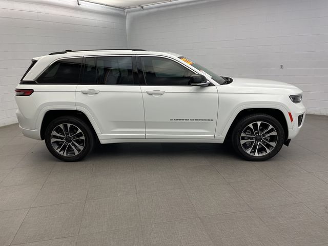 2022 Jeep Grand Cherokee 4xe Overland