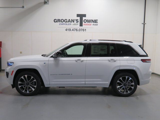 2022 Jeep Grand Cherokee 4xe Overland