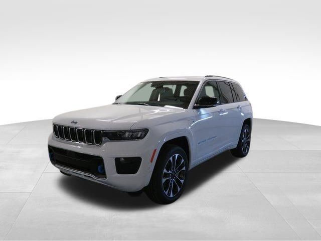 2022 Jeep Grand Cherokee 4xe Overland