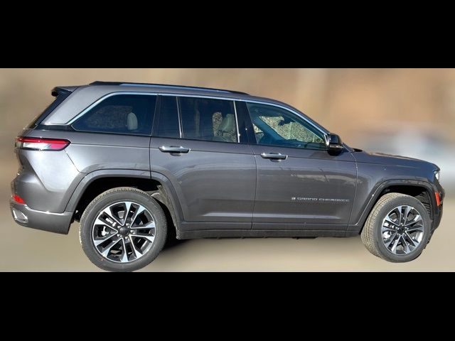 2022 Jeep Grand Cherokee 4xe Overland