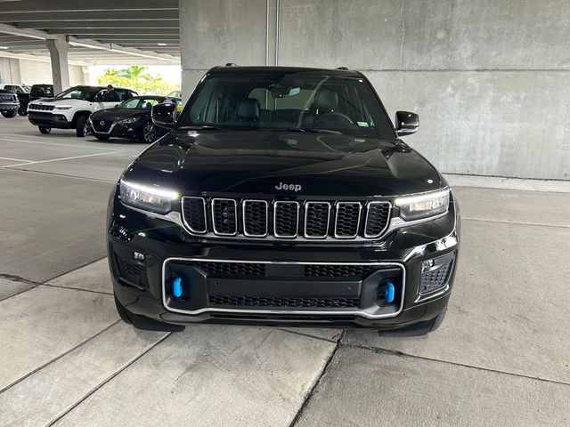 2022 Jeep Grand Cherokee 4xe Overland