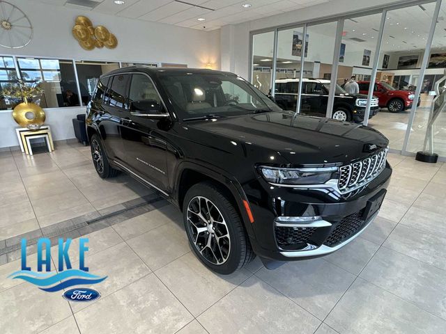 2022 Jeep Grand Cherokee Summit Reserve