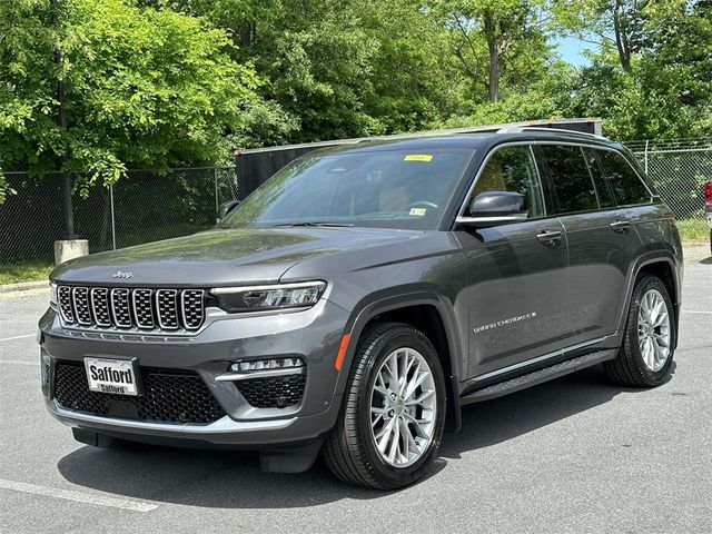 2022 Jeep Grand Cherokee Summit