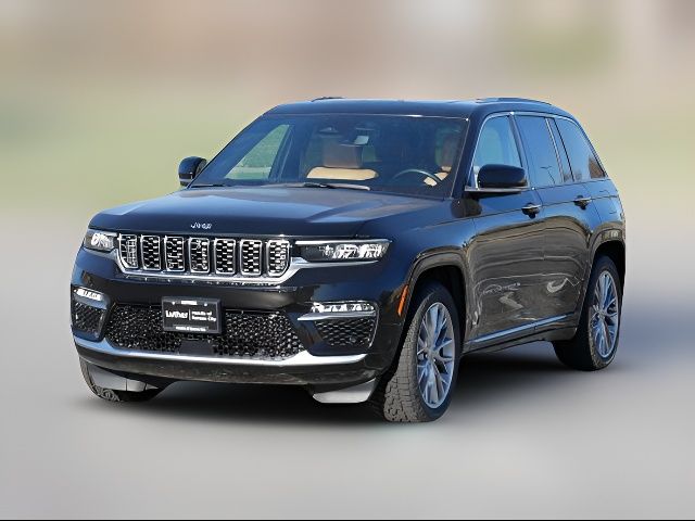 2022 Jeep Grand Cherokee Summit