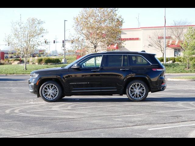 2022 Jeep Grand Cherokee Summit