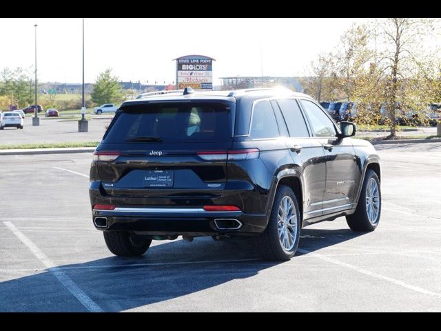 2022 Jeep Grand Cherokee Summit