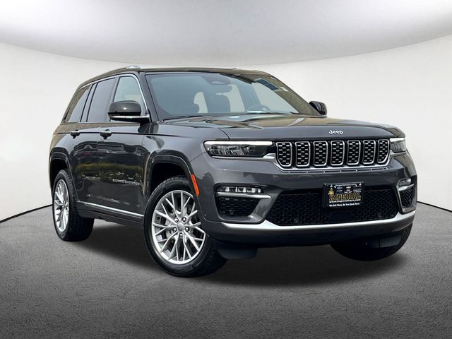 2022 Jeep Grand Cherokee Summit