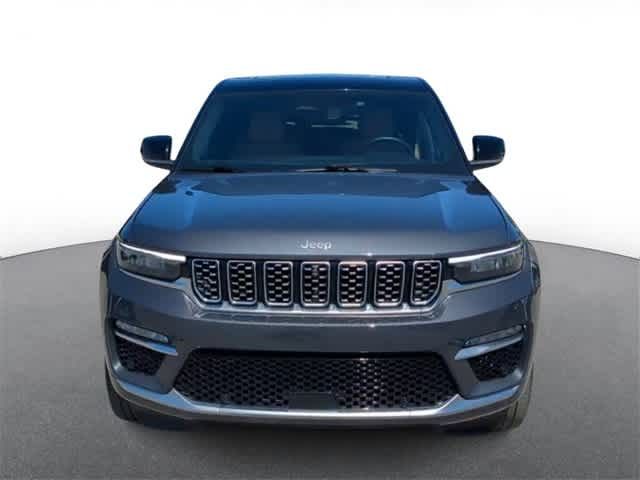 2022 Jeep Grand Cherokee Summit