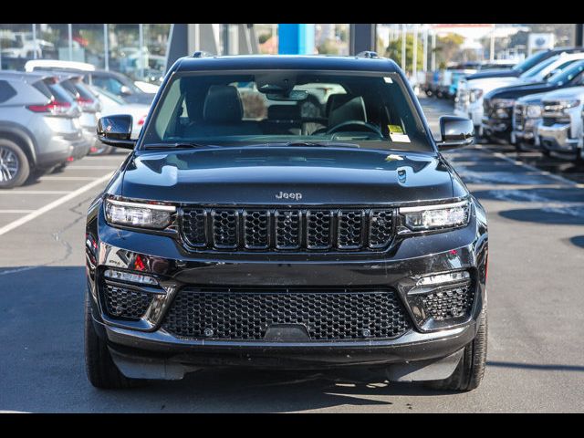 2022 Jeep Grand Cherokee Summit