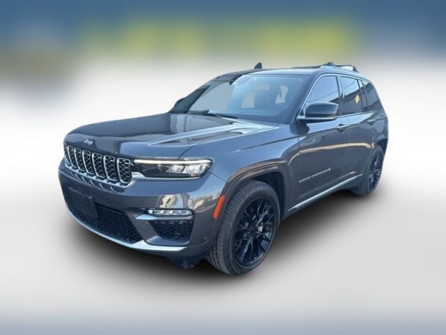 2022 Jeep Grand Cherokee Summit