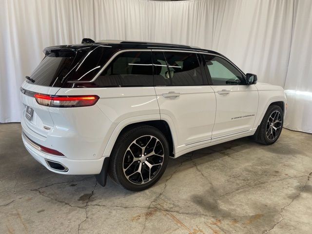 2022 Jeep Grand Cherokee Summit Reserve