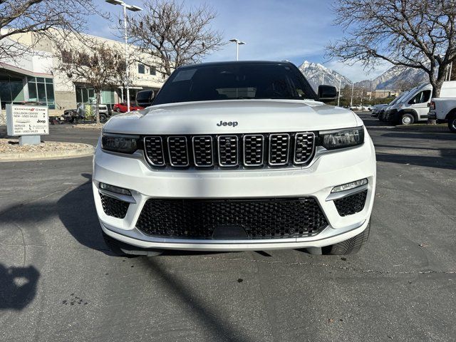 2022 Jeep Grand Cherokee Summit