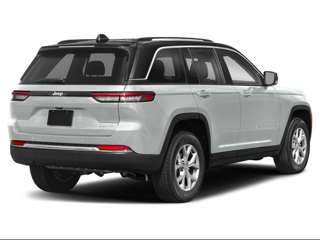 2022 Jeep Grand Cherokee Summit