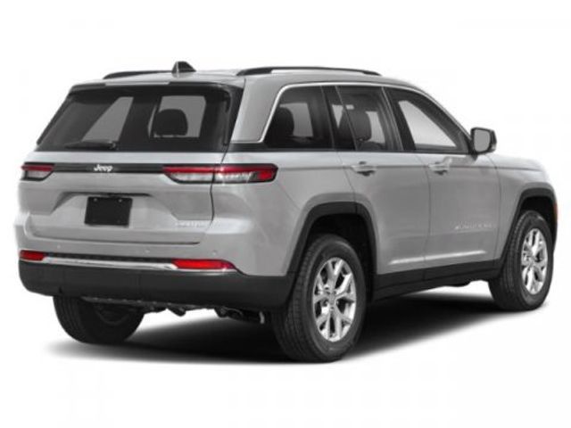 2022 Jeep Grand Cherokee Summit