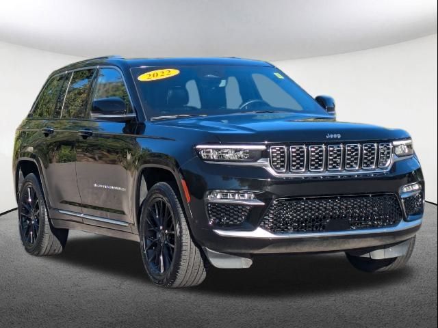 2022 Jeep Grand Cherokee Summit