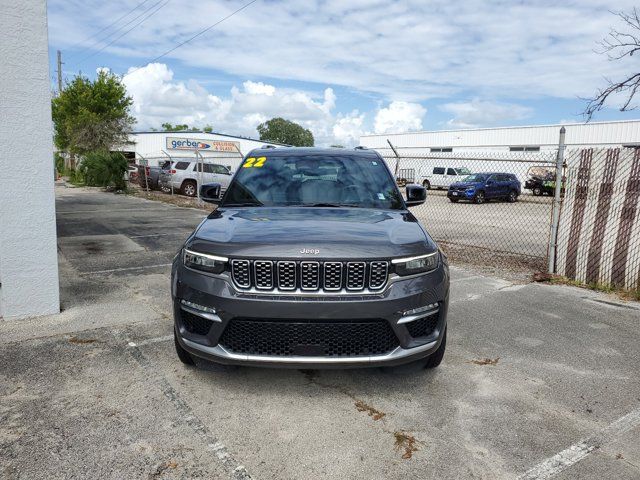 2022 Jeep Grand Cherokee Summit