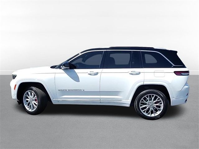 2022 Jeep Grand Cherokee Summit