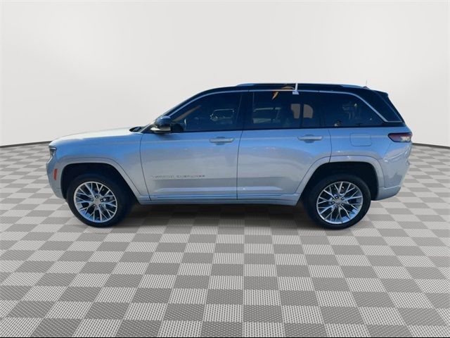 2022 Jeep Grand Cherokee Summit
