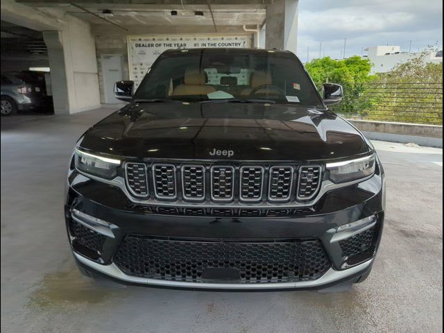 2022 Jeep Grand Cherokee Summit