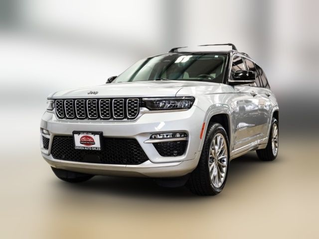 2022 Jeep Grand Cherokee Summit