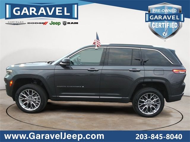 2022 Jeep Grand Cherokee Summit