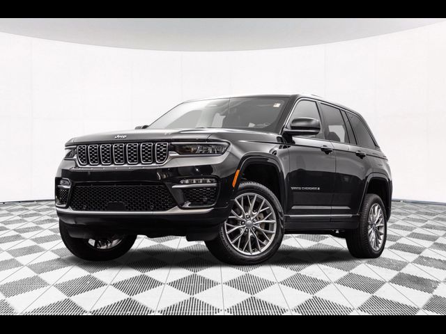 2022 Jeep Grand Cherokee Summit