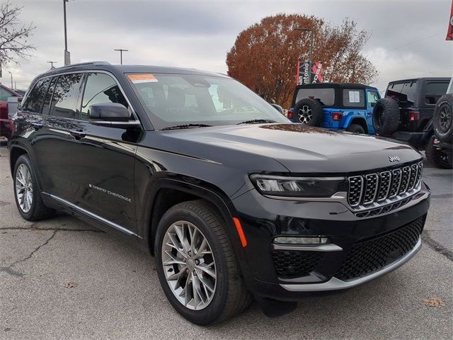 2022 Jeep Grand Cherokee Summit