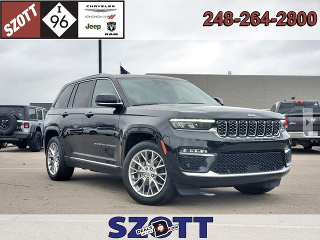 2022 Jeep Grand Cherokee Summit