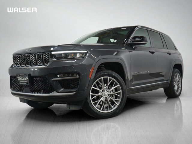 2022 Jeep Grand Cherokee Summit